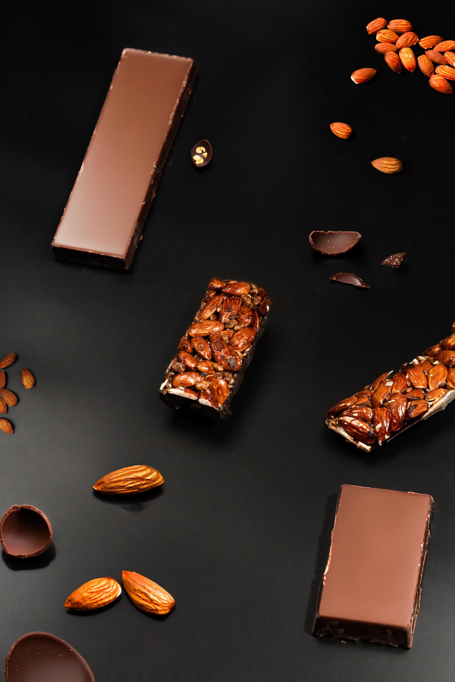 Pack of 6 | 50 gms | Snacking Bar Chocolate & Almond Crunch